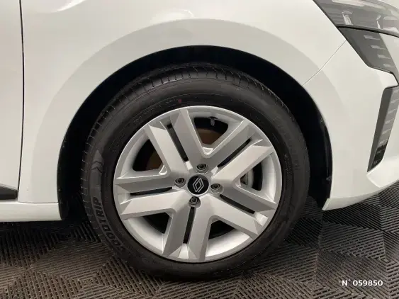 RENAULT CLIO V - voiture d'occasion - Photo 8