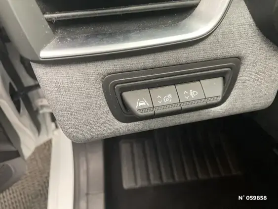 RENAULT CLIO V - voiture d'occasion - Photo 15