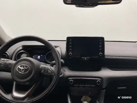 TOYOTA YARIS IV - voiture d'occasion - Photo 9