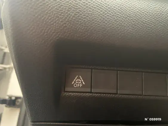 PEUGEOT 208 BUSINESS R II - voiture d'occasion - Photo 15