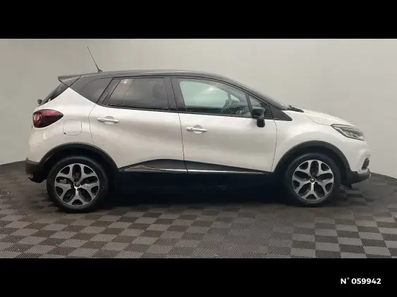 RENAULT CAPTUR - voiture d'occasion - Photo 5