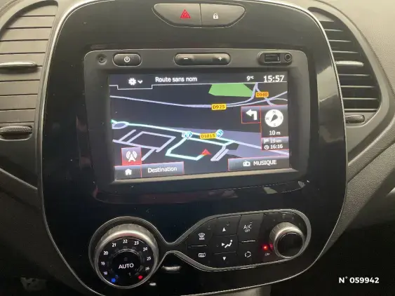 RENAULT CAPTUR - voiture d'occasion - Photo 13