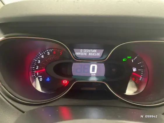 RENAULT CAPTUR - voiture d'occasion - Photo 12