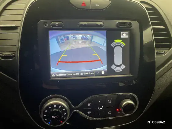 RENAULT CAPTUR - voiture d'occasion - Photo 14