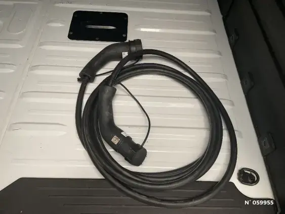 RENAULT KANGOO ELECTRIQUE III - voiture d'occasion - Photo 23