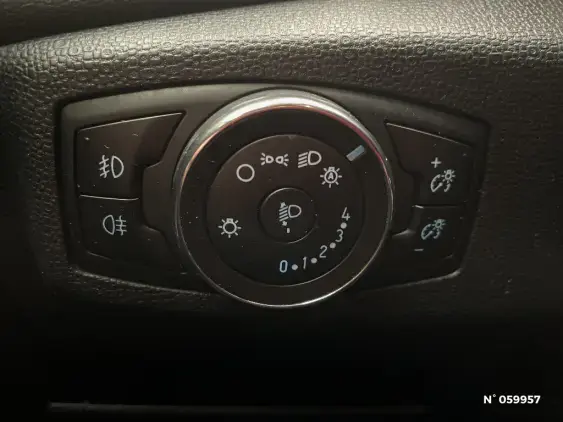 FORD ECOSPORT - voiture d'occasion - Photo 15