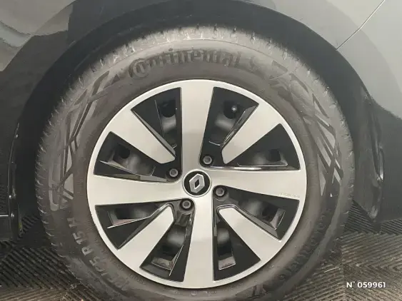 RENAULT CLIO V - voiture d'occasion - Photo 8