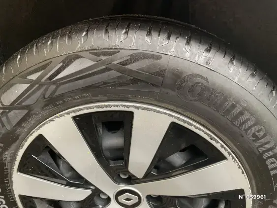 RENAULT CLIO V - voiture d'occasion - Photo 25