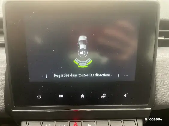 RENAULT CLIO V - voiture d'occasion - Photo 14