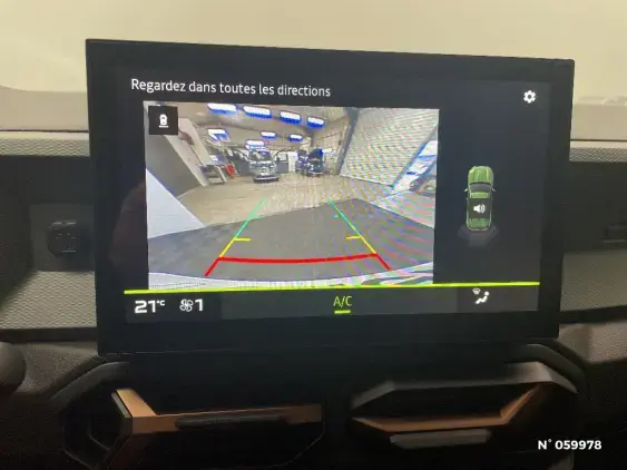 DACIA DUSTER III - voiture d'occasion - Photo 14