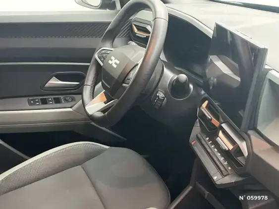 DACIA DUSTER III - voiture d'occasion - Photo 10