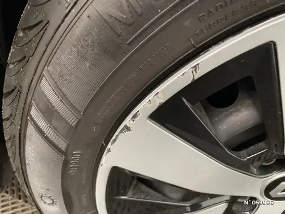 RENAULT CLIO V - voiture d'occasion - Photo 25