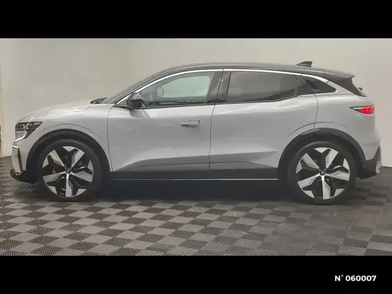 RENAULT MEGANE V - voiture d'occasion - Photo 2