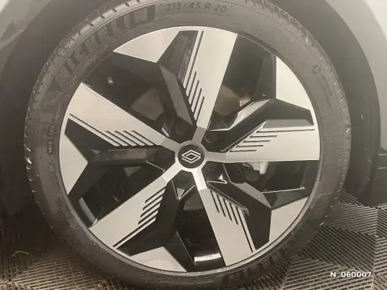 RENAULT MEGANE V - voiture d'occasion - Photo 8