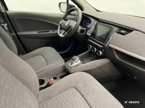RENAULT ZOE - voiture d'occasion - Photo 10