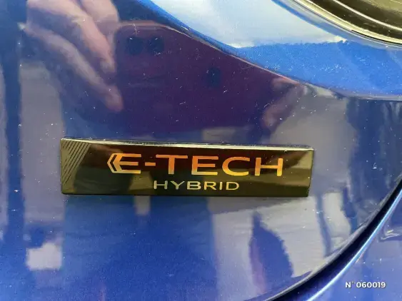 RENAULT CLIO V - voiture d'occasion - Photo 26