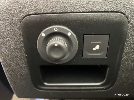 DACIA DUSTER II - voiture d'occasion - Photo 15