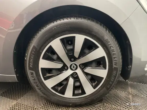 RENAULT CLIO V - voiture d'occasion - Photo 8