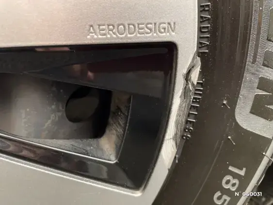 RENAULT CLIO V - voiture d'occasion - Photo 26