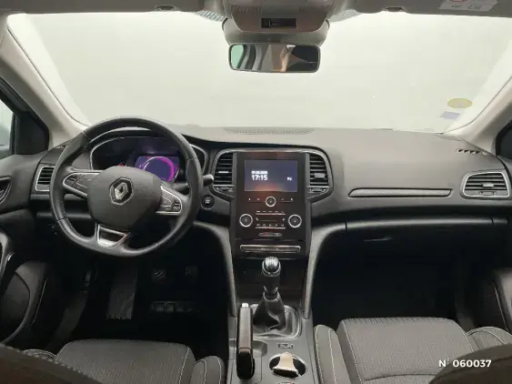 RENAULT MEGANE IV - voiture d'occasion - Photo 9