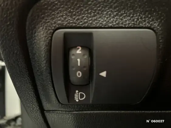 RENAULT MEGANE IV - voiture d'occasion - Photo 15