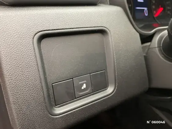 DACIA DUSTER II - voiture d'occasion - Photo 15