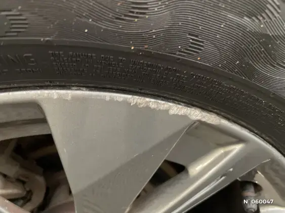 PEUGEOT 2008 II - voiture d'occasion - Photo 24