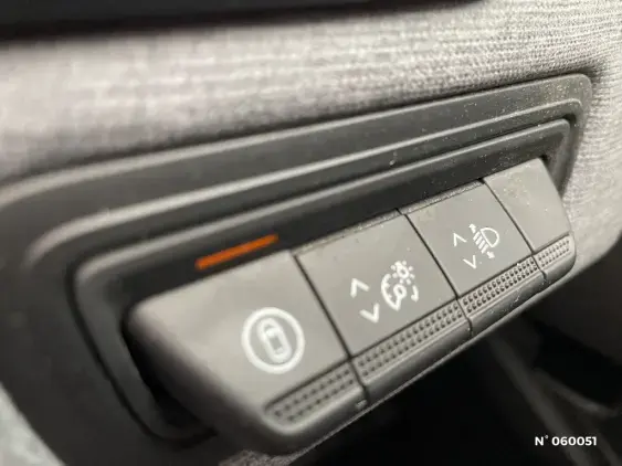 RENAULT CLIO V - voiture d'occasion - Photo 15