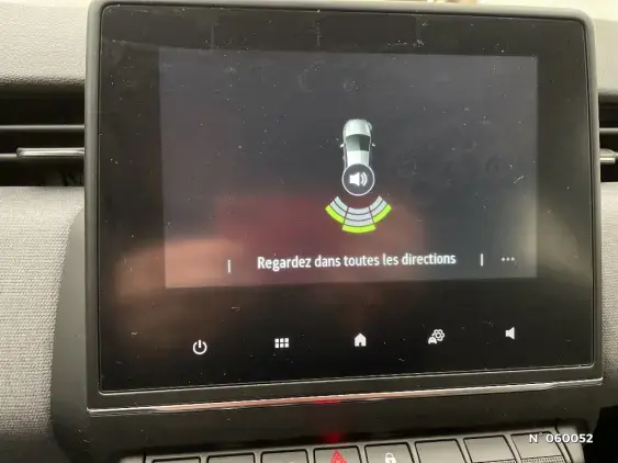 RENAULT CLIO V - voiture d'occasion - Photo 14