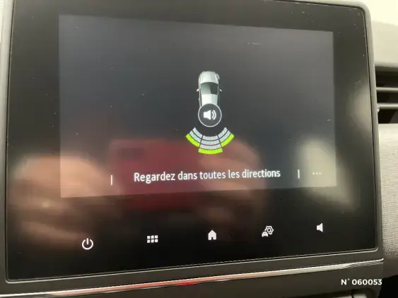 RENAULT CLIO V - voiture d'occasion - Photo 13