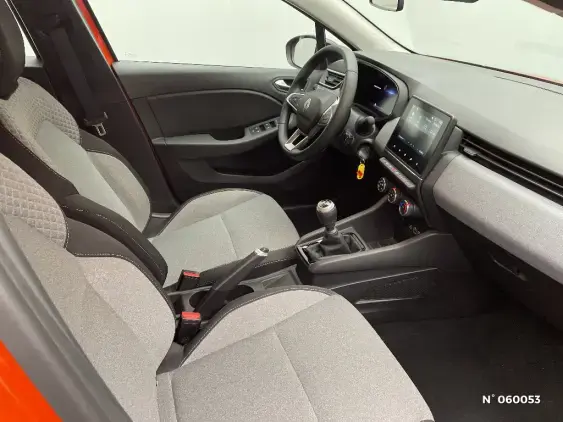 RENAULT CLIO V - voiture d'occasion - Photo 9