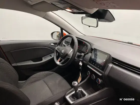 RENAULT CLIO V - voiture d'occasion - Photo 10