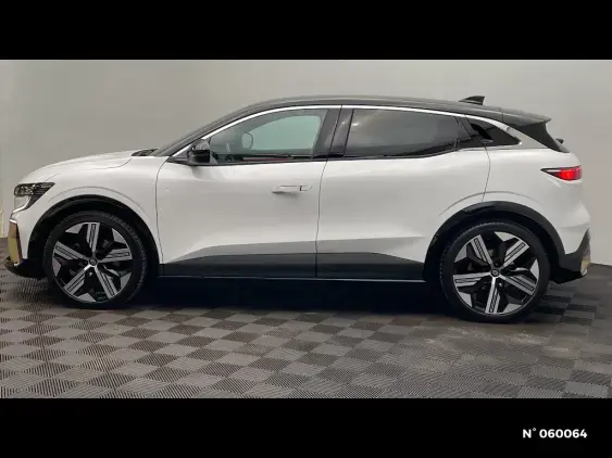 RENAULT MEGANE V - voiture d'occasion - Photo 2