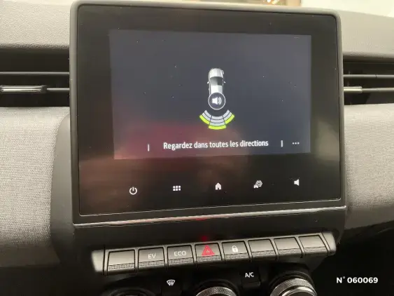 RENAULT CLIO V - voiture d'occasion - Photo 14