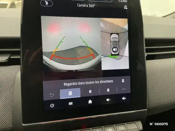 RENAULT CLIO V - voiture d'occasion - Photo 14