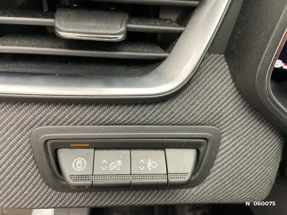 RENAULT CLIO V - voiture d'occasion - Photo 15