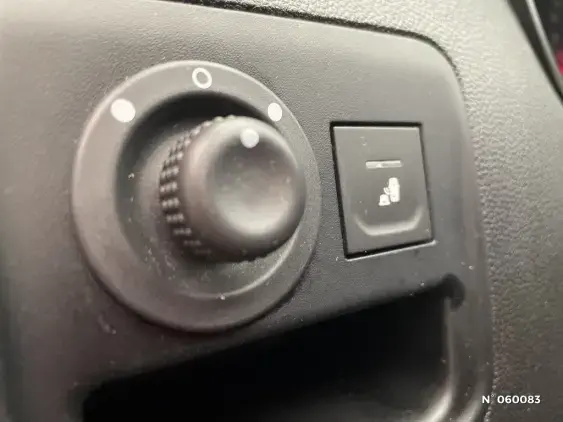 DACIA DUSTER II - voiture d'occasion - Photo 15