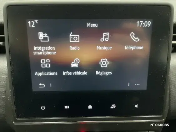 RENAULT CLIO V - voiture d'occasion - Photo 13