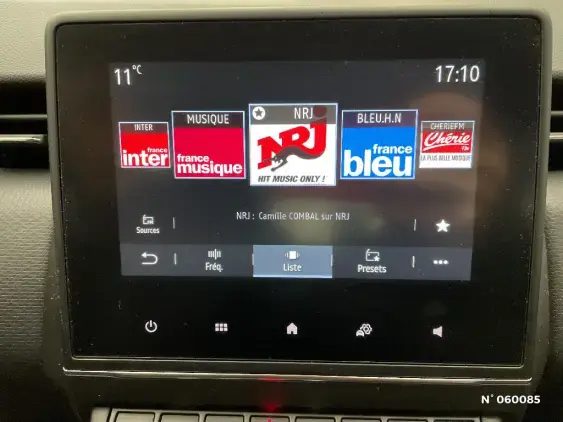 RENAULT CLIO V - voiture d'occasion - Photo 14