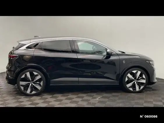 RENAULT MEGANE V - voiture d'occasion - Photo 5