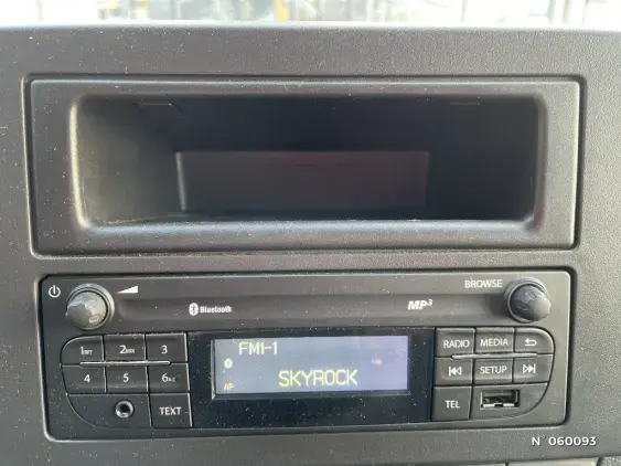 RENAULT MASTER FG III - voiture d'occasion - Photo 13