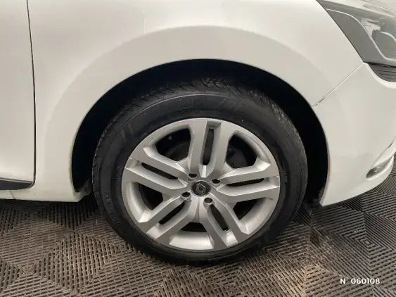 RENAULT CLIO IV - voiture d'occasion - Photo 8