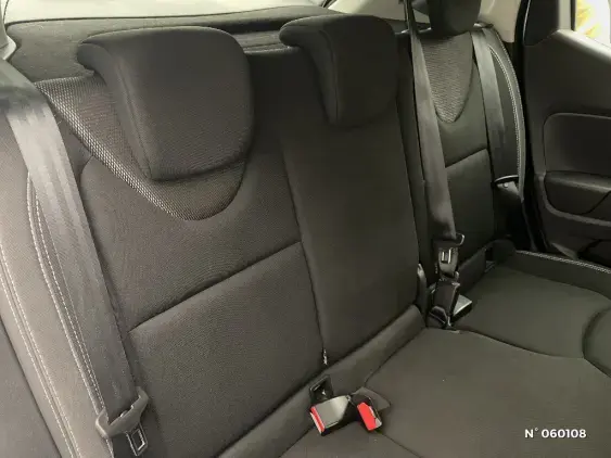 RENAULT CLIO IV - voiture d'occasion - Photo 11