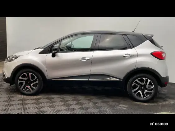 RENAULT CAPTUR - voiture d'occasion - Photo 2