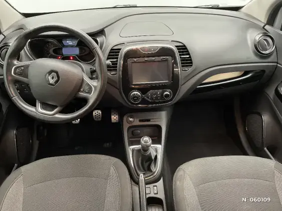 RENAULT CAPTUR - voiture d'occasion - Photo 9