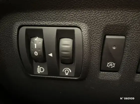 RENAULT CAPTUR - voiture d'occasion - Photo 15