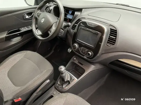 RENAULT CAPTUR - voiture d'occasion - Photo 10
