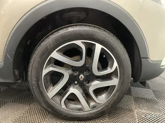 RENAULT CAPTUR - voiture d'occasion - Photo 8