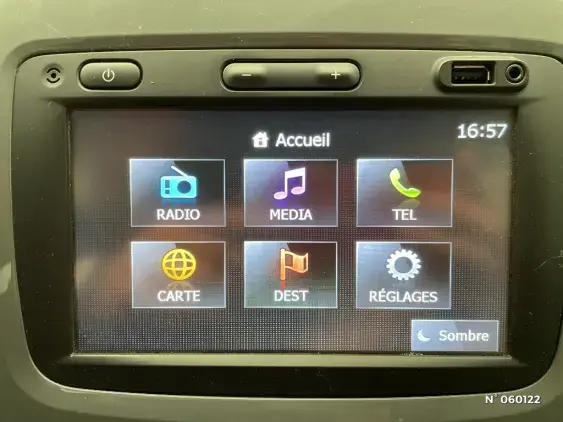 RENAULT CAPTUR - voiture d'occasion - Photo 14