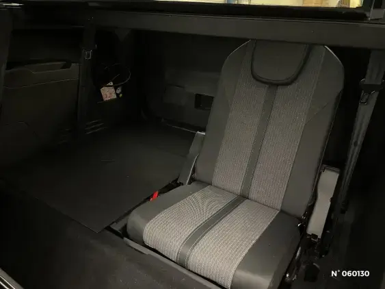 PEUGEOT 5008 II - voiture d'occasion - Photo 27